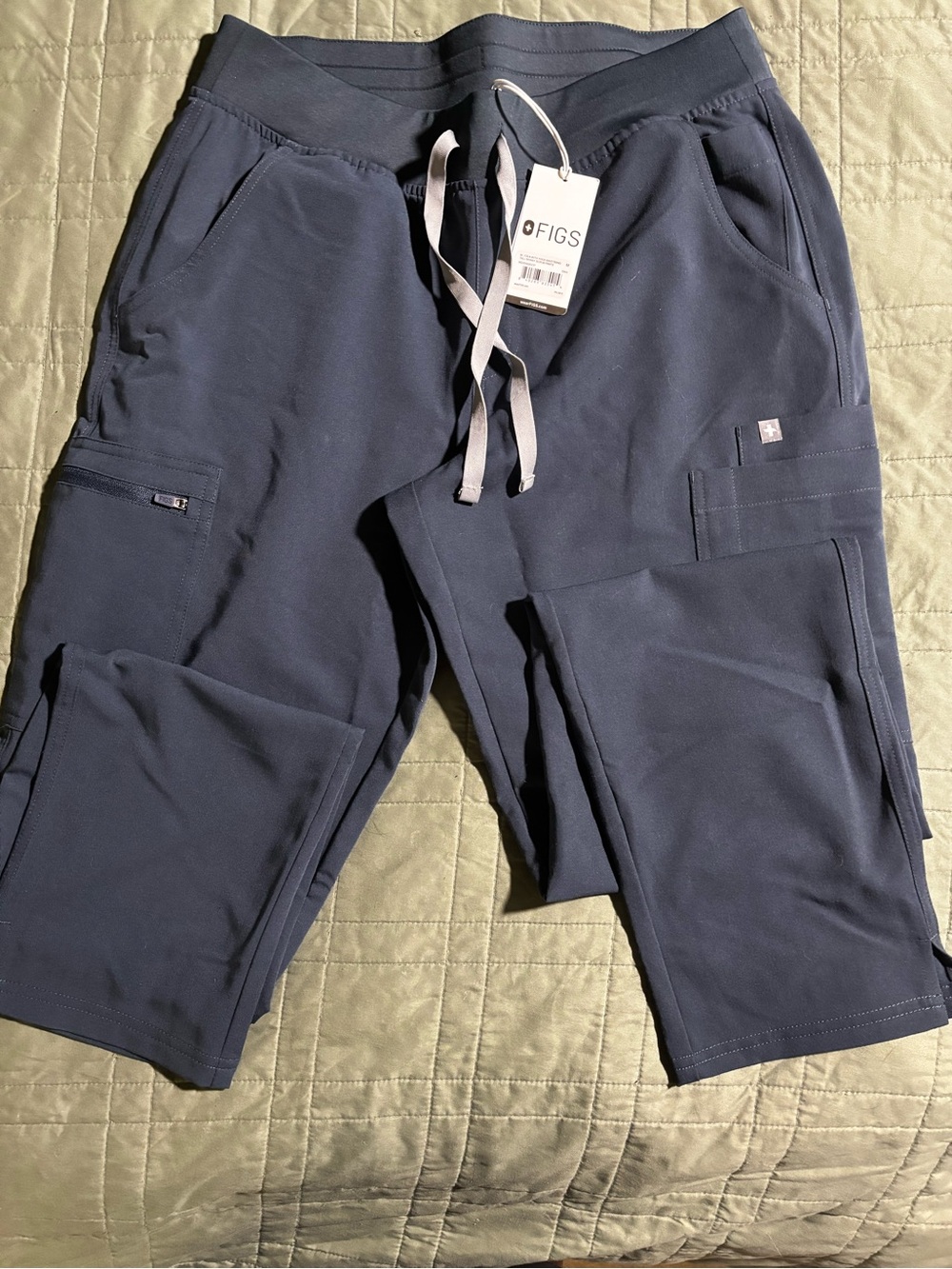 Figs Women’s Navy FIONx Yola High-Rise Straight Leg Scrub Pants NWT